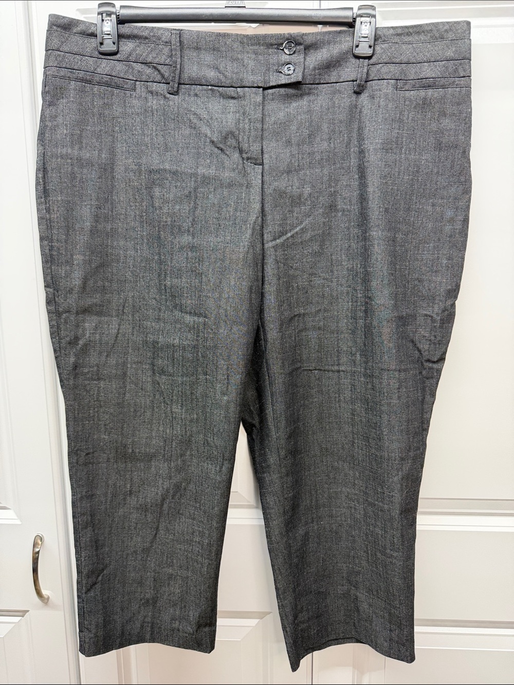 Maurices I Am Polished Charcoal Gray Cropped Dress Pants Trousers 20